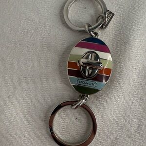 NWT Coach legacy stripe oval turn lock 2-in-1 valet keychain charm